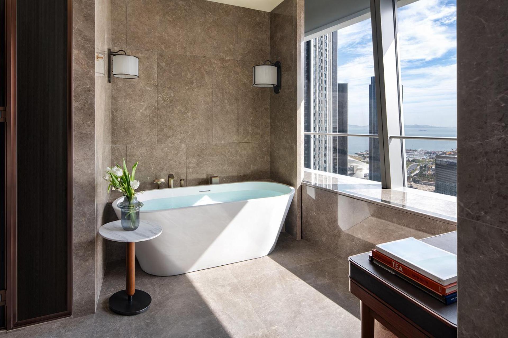 Four Seasons Hotel Далянь Екстер'єр фото